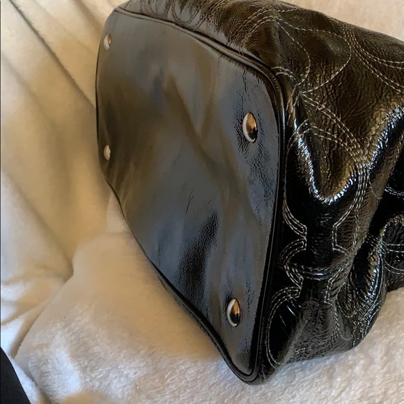 Beautiful Coach Bag! “C” Stitching Design! Black. - Picture 7 of 16